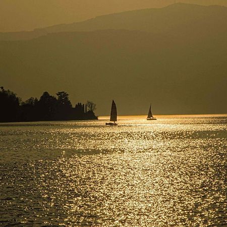Sunflower lake Verbania Extérieur photo