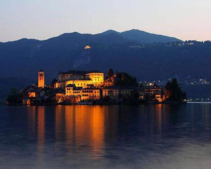 Sunflower lake Verbania Extérieur photo