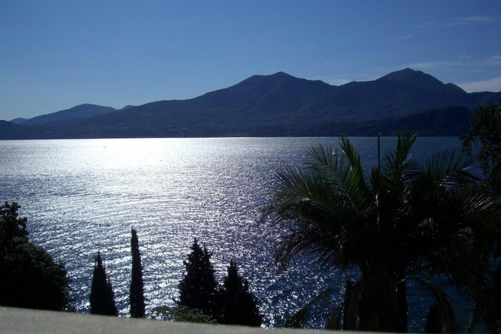 Sunflower lake Verbania Extérieur photo